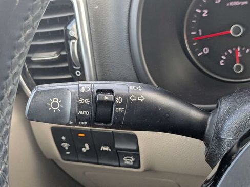 Used 2021 Kia Sportage EX w/ EX Technology Package FWD image 27