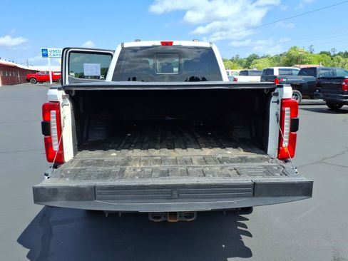 Used 2023 Ford F350 Lariat w/ Lariat Ultimate Package AWD/4WD image 15