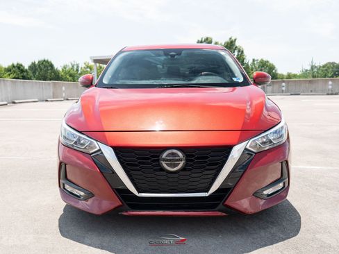 Used 2020 Nissan Sentra SV FWD image 2