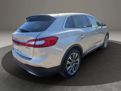 Used 2017 Lincoln MKX Reserve w/ Lincoln MKX Climate Package AWD/4WD image 5