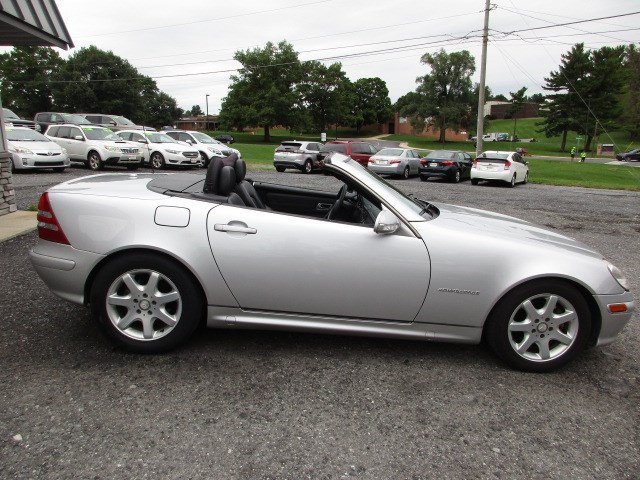 Used 2002 Mercedes-Benz SLK 230 image 16