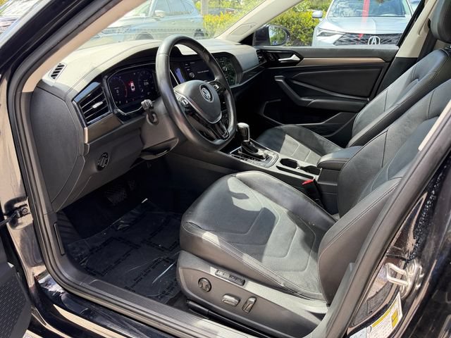 Used 2019 Volkswagen Jetta SEL Premium FWD image 12
