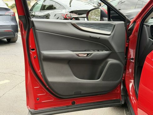 Used 2025 Lexus NX 250 FWD w/ Premium Package image 26