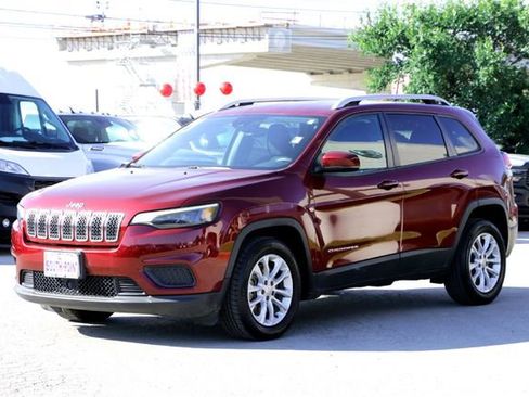 Used 2021 Jeep Cherokee Latitude FWD image 7