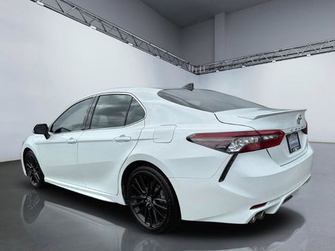 Used 2022 Toyota Camry XSE AWD/4WD image 5