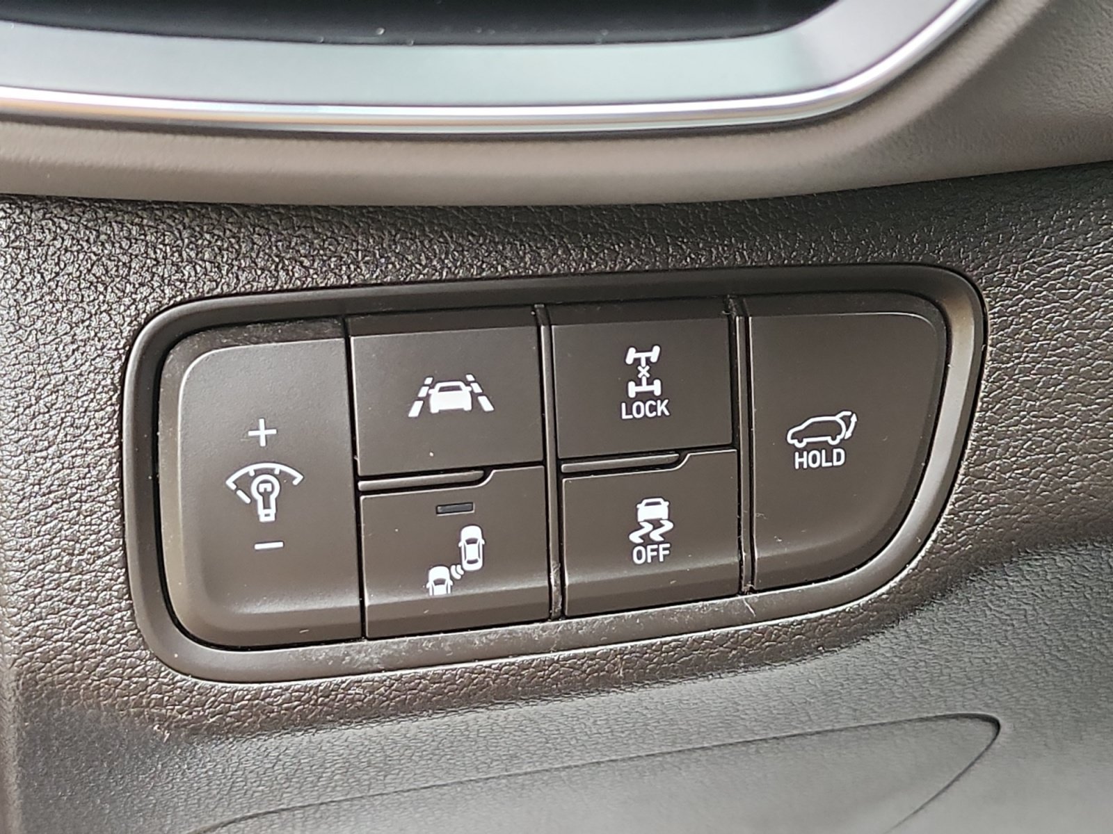 Used 2020 Hyundai Santa Fe SEL w/ Convenience + Premium Package AWD/4WD image 20