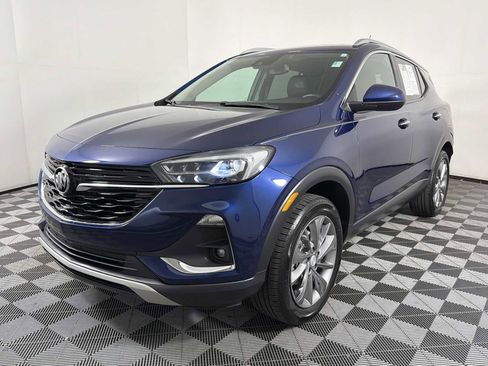 Certified 2022 Buick Encore GX Essence w/ Experience Buick Package image 3