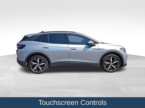 Used 2023 Volkswagen ID.4 S RWD image 9