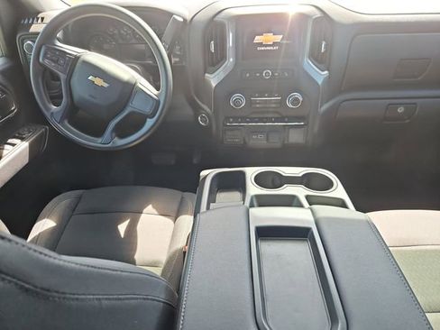 Used 2025 Chevrolet Silverado 2500 Custom w/ Custom Value Package AWD/4WD image 12