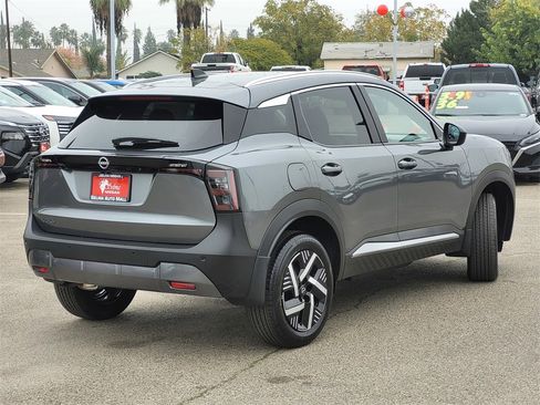 New 2026 Nissan Kicks SV image 4