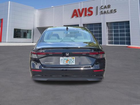 Used 2025 Honda Accord LX image 7