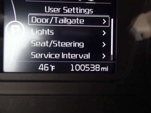 Used 2017 Kia Sorento LX w/ LX Convenience Package image 21