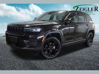 Used 2023 Jeep Grand Cherokee Altitude video 1