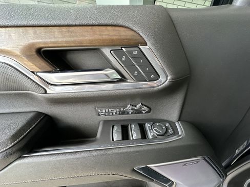 Certified 2023 Chevrolet Silverado 1500 High Country w/ High Country Premium Package AWD/4WD image 24