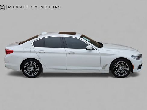 Used 2017 BMW 540i image 3