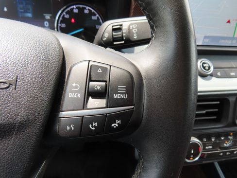 Used 2023 Ford Maverick Lariat w/ Lariat Luxury Package AWD/4WD image 23