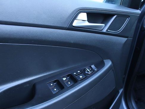 Used 2019 Hyundai Tucson SE AWD/4WD image 9
