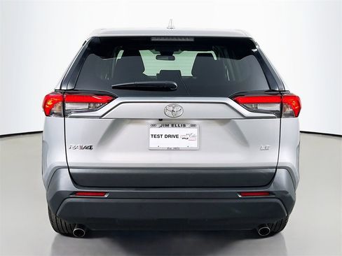 Used 2024 Toyota RAV4 LE image 6
