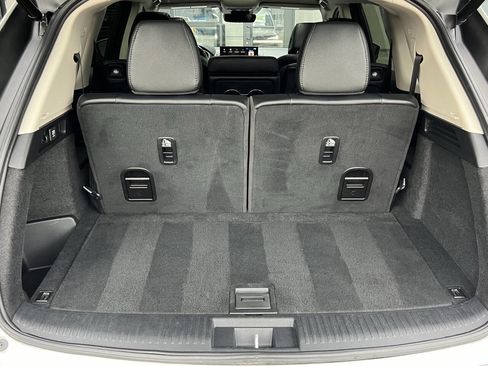 Used 2022 Acura MDX SH-AWD image 35