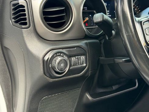 Used 2021 Jeep Wrangler Sport image 30