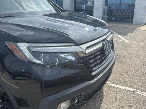 Used 2019 Honda Ridgeline Black Edition image 3