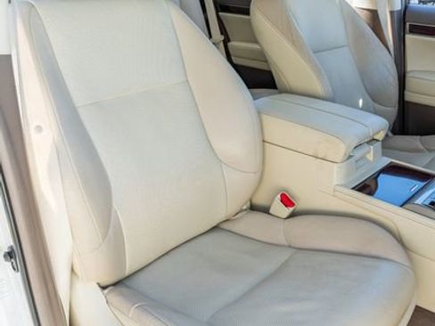 Used 2017 Lexus GX 460 Premium image 48