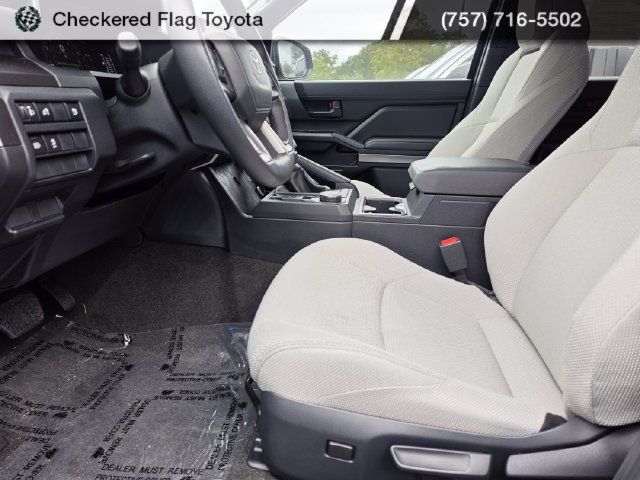 Used 2025 Toyota 4Runner SR5 RWD image 9