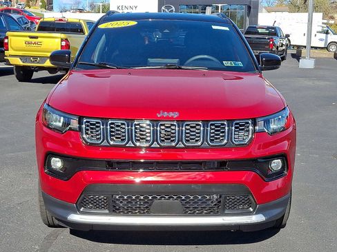 Used 2025 Jeep Compass Limited image 2