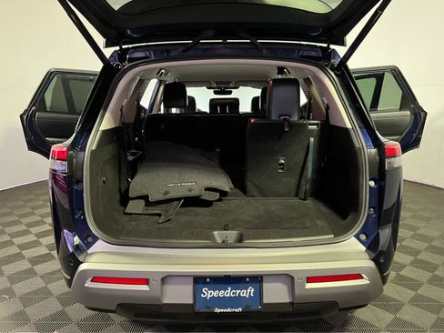 Certified 2023 Nissan Pathfinder SL w/ Black Appearance Package AWD/4WD image 26
