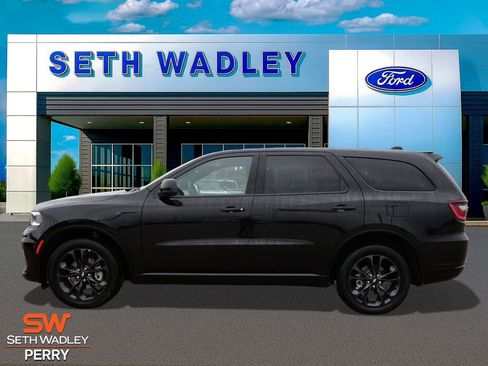 Used 2025 Dodge Durango GT image 3