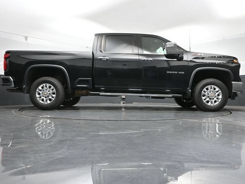 Used 2024 Chevrolet Silverado 2500 LTZ w/ LTZ Convenience Package AWD/4WD image 42