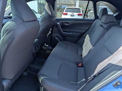 Used 2022 Toyota RAV4 SE w/ Convenience Package AWD/4WD image 30