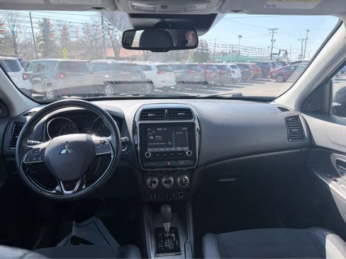 Used 2024 Mitsubishi Outlander Sport SE image 15
