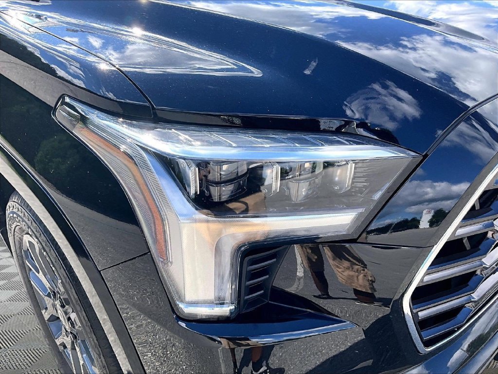 Used 2025 Toyota Sequoia Platinum AWD/4WD image 34