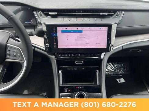 New 2026 Jeep Grand Cherokee L Limited AWD/4WD image 17