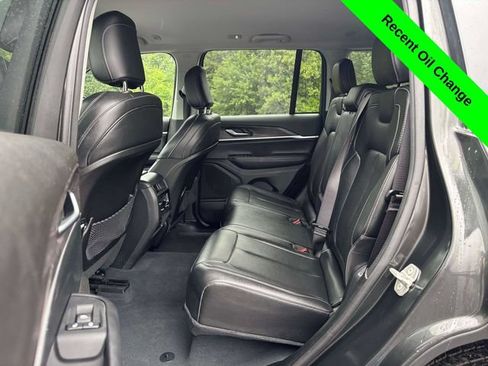 Used 2023 Jeep Grand Cherokee Limited AWD/4WD image 24