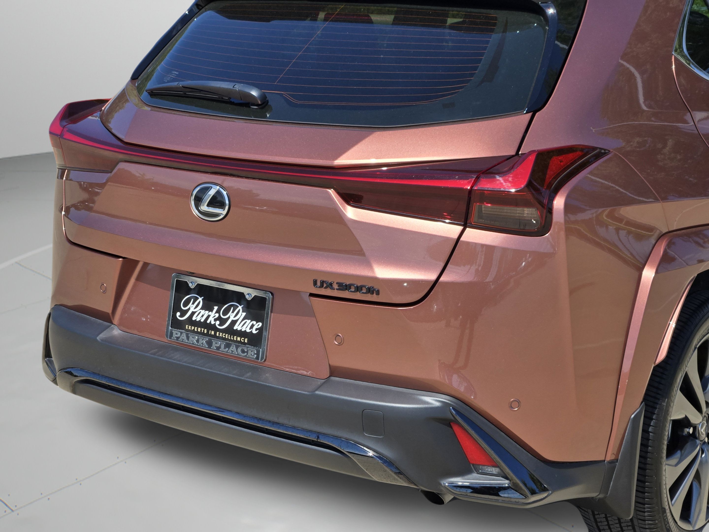 Used 2025 Lexus UX 300h FWD image 42