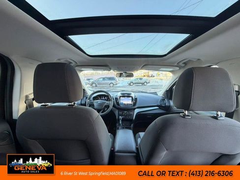 Used 2017 Ford Escape SE w/ Equipment Group 201A image 13