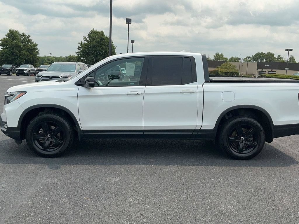 Used 2023 Honda Ridgeline Black Edition image 13