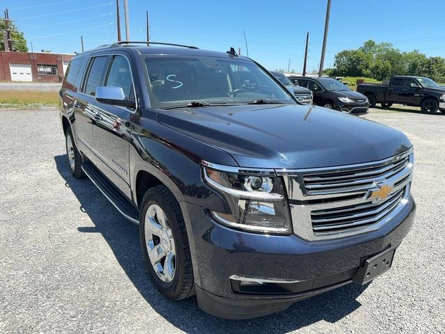 Used 2018 Chevrolet Suburban Premier AWD/4WD image 8