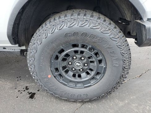 New 2026 Ford Bronco Badlands w/ Sasquatch Package AWD/4WD image 31