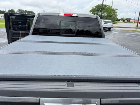 Used 2015 Ford F150 Platinum w/ Equipment Group 701A Luxury AWD/4WD image 7
