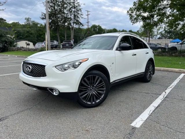 Used 2017 INFINITI QX70 AWD w/ Limited Package image 3