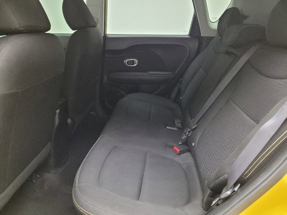 Used 2014 Kia Soul + FWD image 18