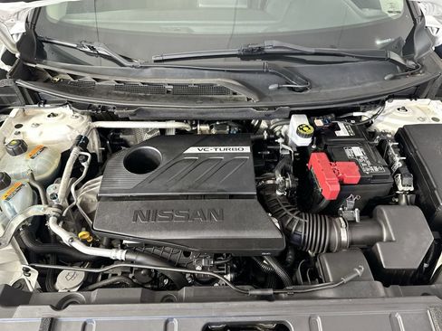 Certified 2024 Nissan Rogue SV FWD image 28