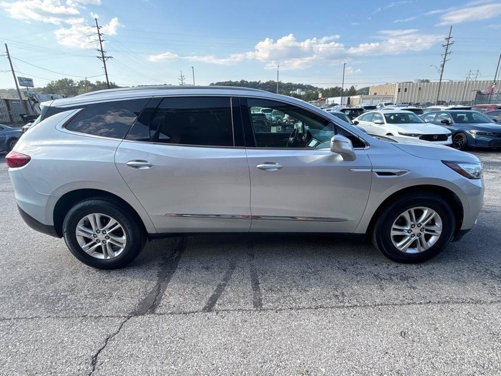 Used 2019 Buick Enclave Essence FWD image 8