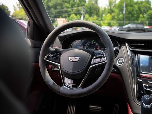 Used 2018 Cadillac CTS V RWD image 47
