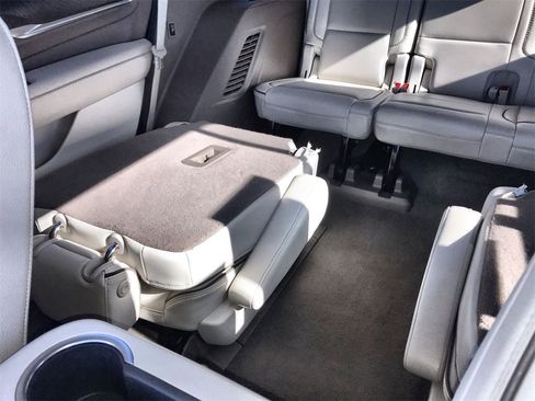 Used 2022 GMC Yukon Denali image 23