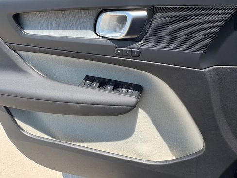 New 2025 Volvo XC40 B5 Plus w/ Protection Package Premier image 15