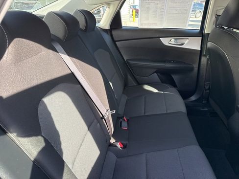 Used 2024 Kia Forte LXS w/ LXS Technology Package image 11